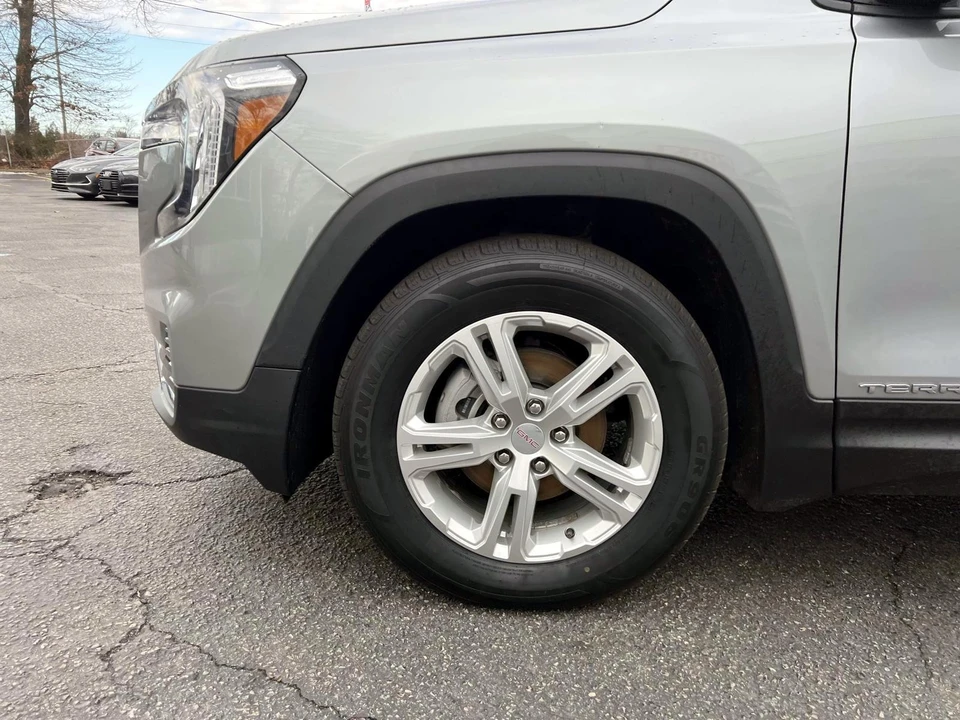 2024 GMC Terrain - Image 6 of 21