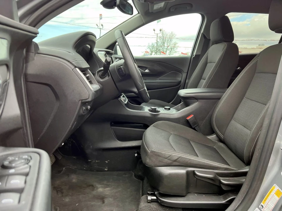 2024 GMC Terrain - Image 8 of 21