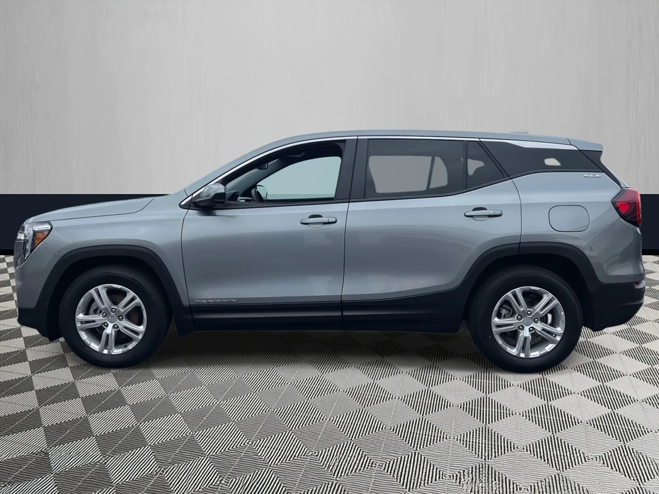 2024 GMC Terrain - Image 3 of 21