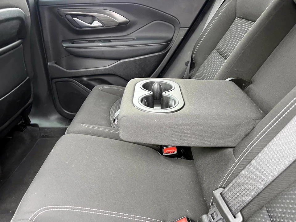 2024 GMC Terrain - Image 14 of 21