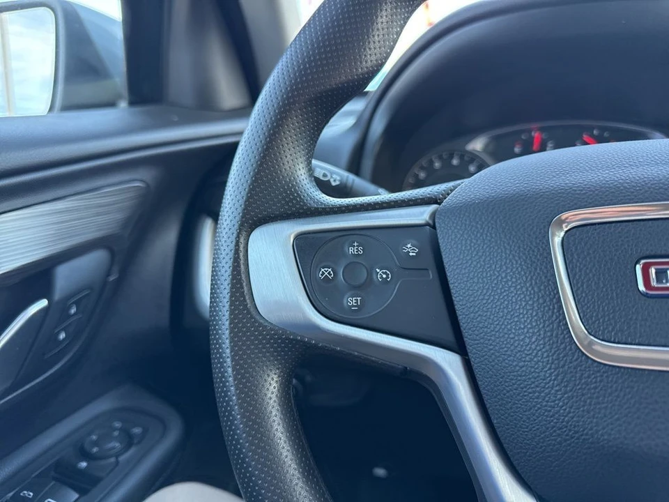 2024 GMC Terrain - Image 15 of 21