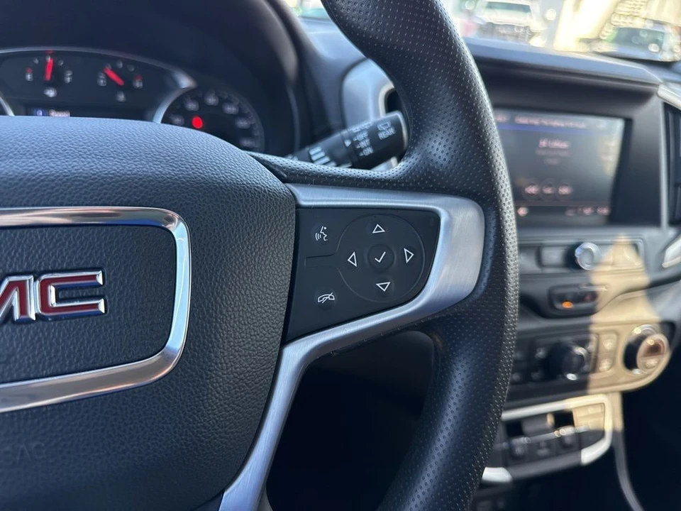 2024 GMC Terrain - Image 16 of 21