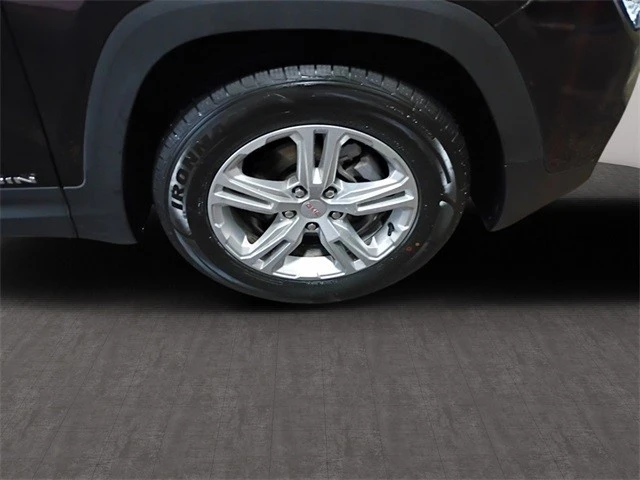 2024 GMC Terrain - Image 10 of 12