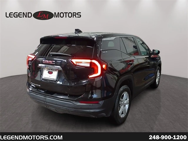 2024 GMC Terrain - Image 8 of 12