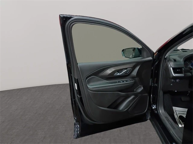 2024 GMC Terrain - Image 11 of 12
