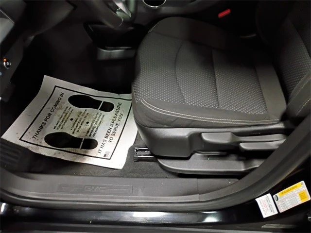 2024 GMC Terrain - Image 12 of 12