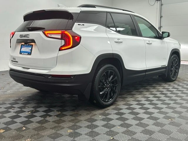 2024 GMC Terrain - Image 12 of 12