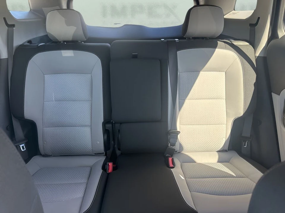 2024 GMC Terrain - Image 10 of 12