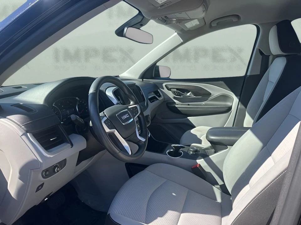 2024 GMC Terrain - Image 9 of 12