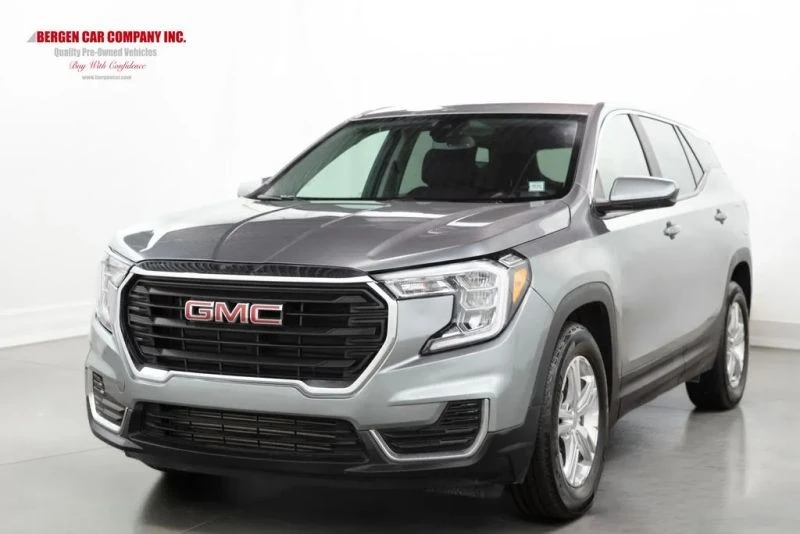 2024 GMC Terrain - Image 4 of 12
