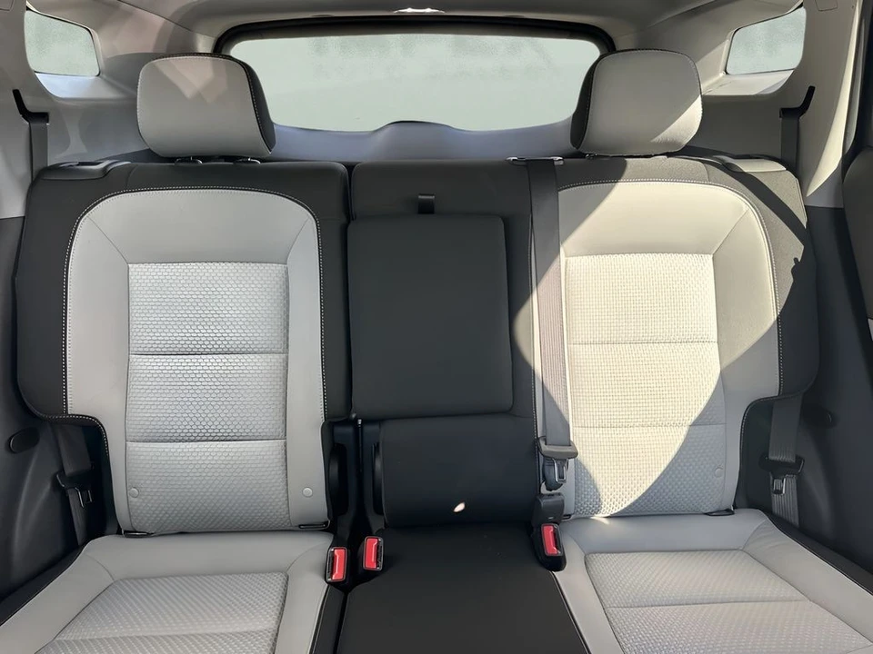 2024 GMC Terrain - Image 10 of 12