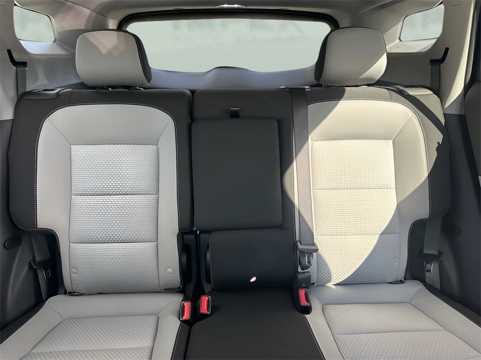 2024 GMC Terrain - Image 10 of 12