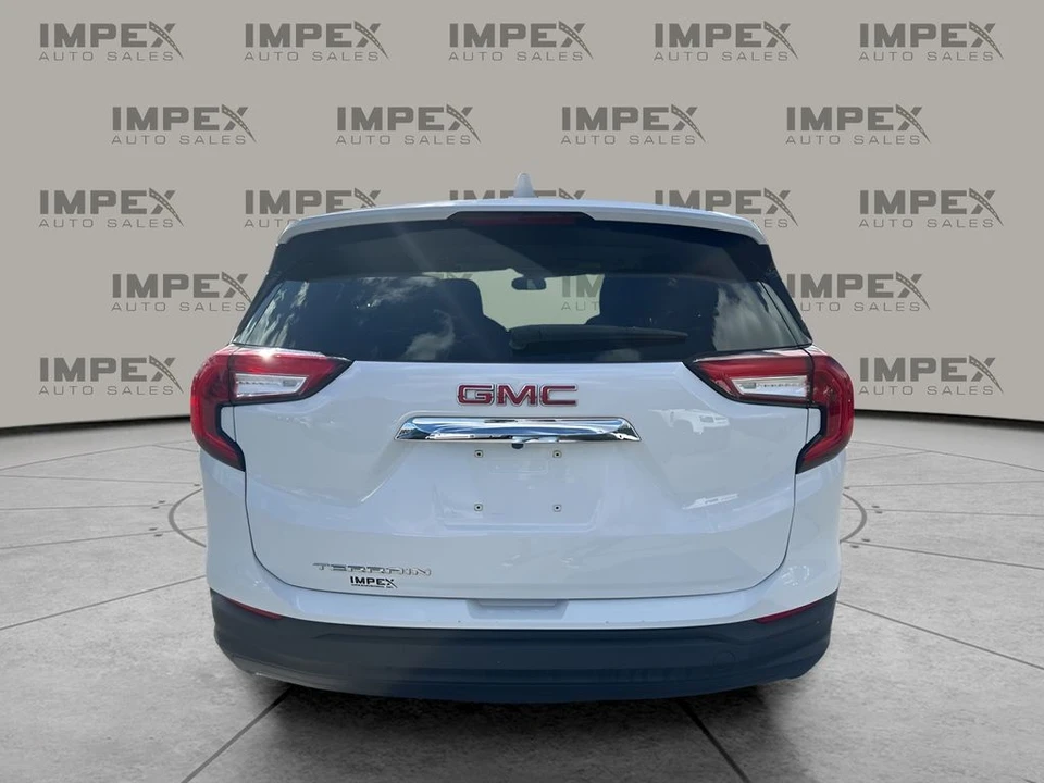 2024 GMC Terrain - Image 4 of 12