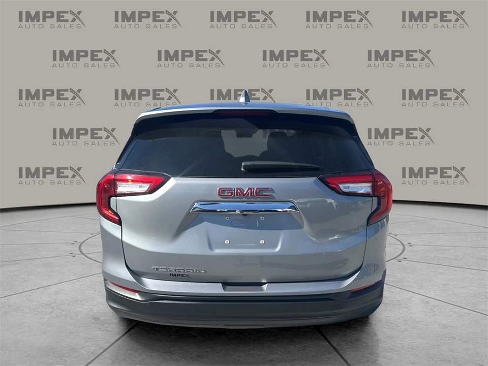 2024 GMC Terrain - Image 4 of 12