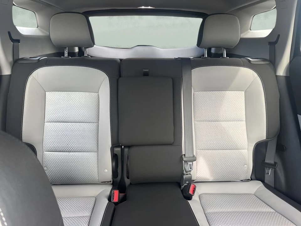 2024 GMC Terrain - Image 10 of 12