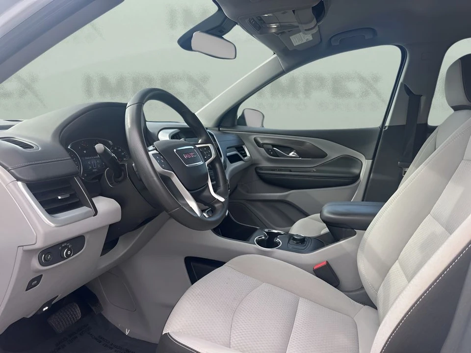 2024 GMC Terrain - Image 9 of 12