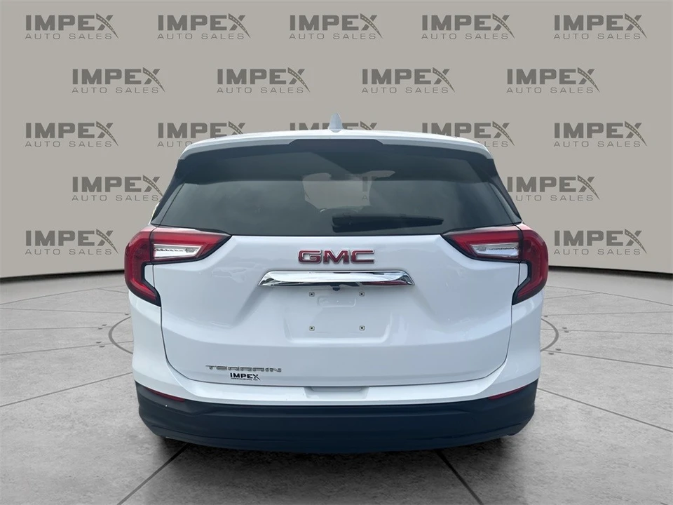 2024 GMC Terrain - Image 4 of 12