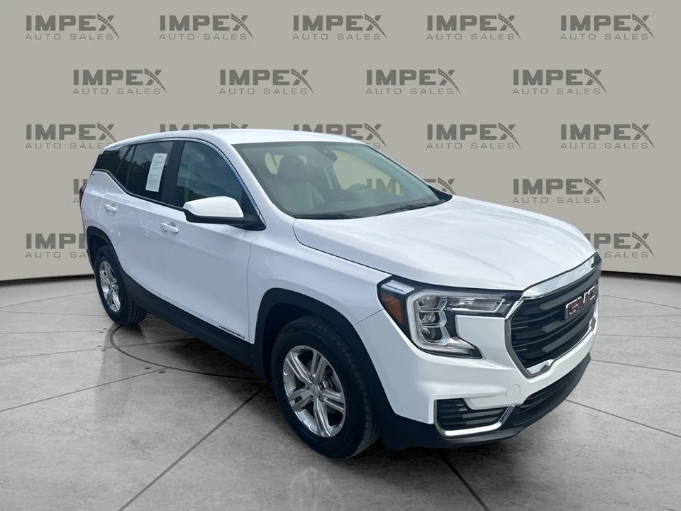 2024 GMC Terrain - Image 7 of 12
