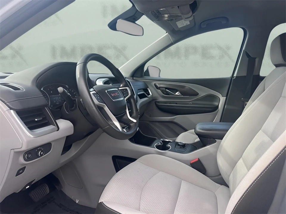 2024 GMC Terrain - Image 9 of 12