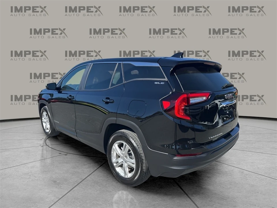 2024 GMC Terrain - Image 3 of 12