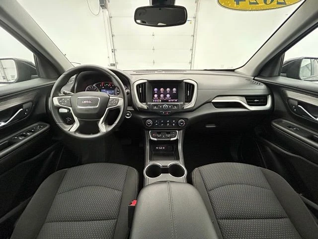 2024 GMC Terrain - Image 2 of 12