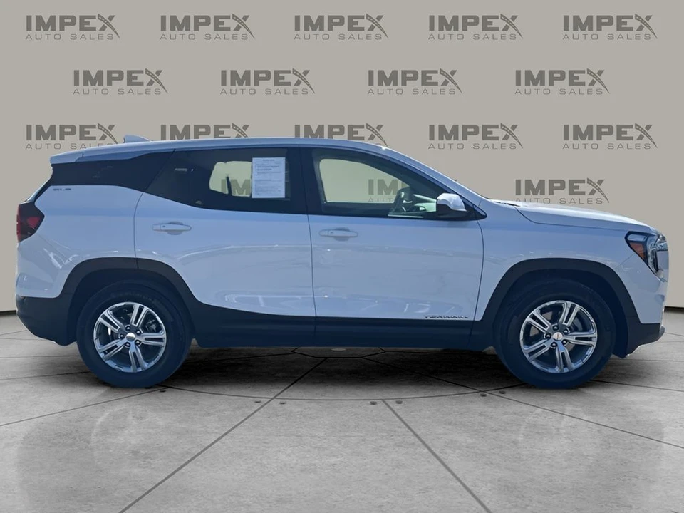 2024 GMC Terrain - Image 6 of 12