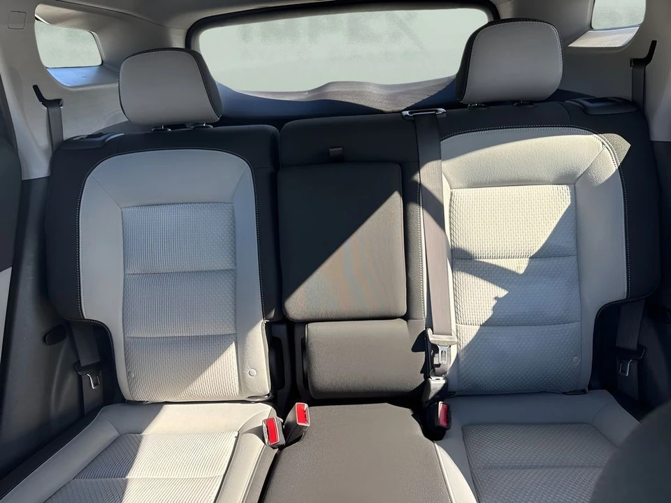 2024 GMC Terrain - Image 10 of 12