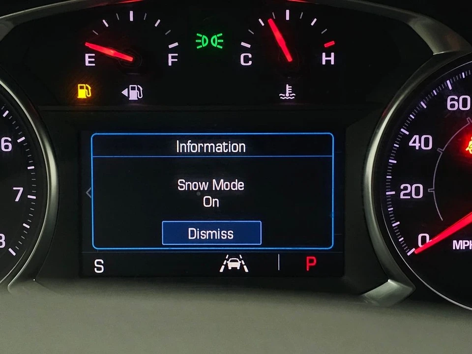 2024 GMC Terrain - Image 5 of 12