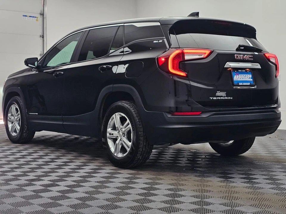 2024 GMC Terrain - Image 11 of 12