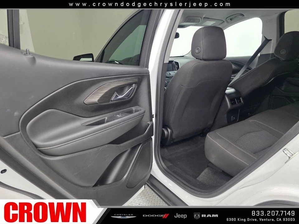 2024 GMC Terrain - Image 16 of 21