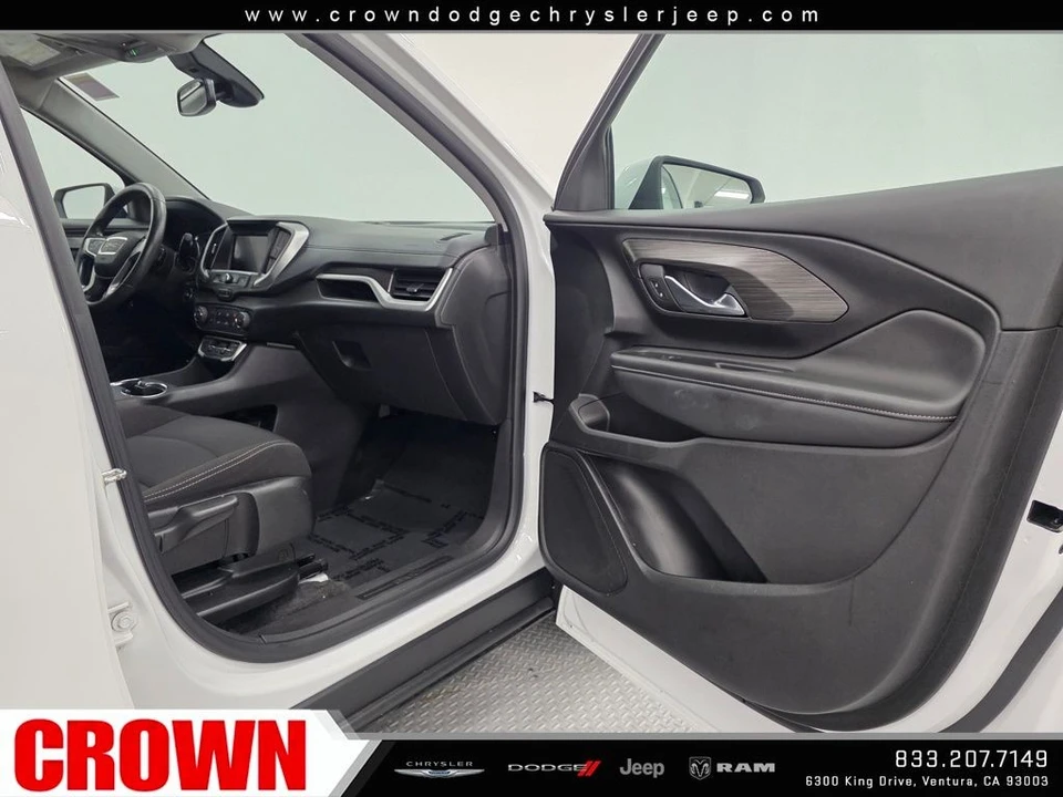 2024 GMC Terrain - Image 13 of 21