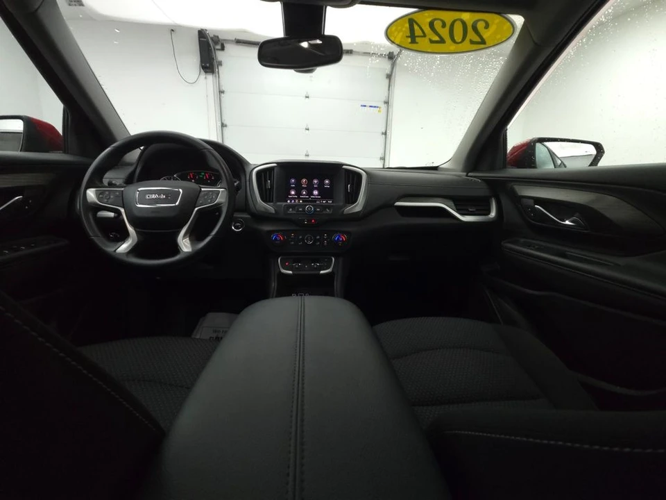 2024 GMC Terrain - Image 2 of 12