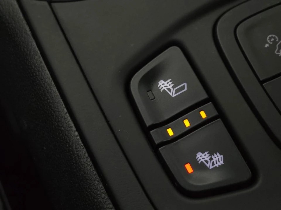 2024 GMC Terrain - Image 5 of 12