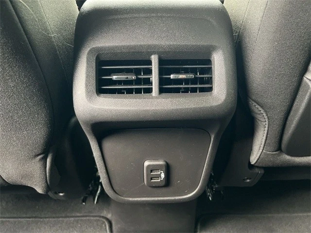 2024 GMC Terrain - Image 20 of 21