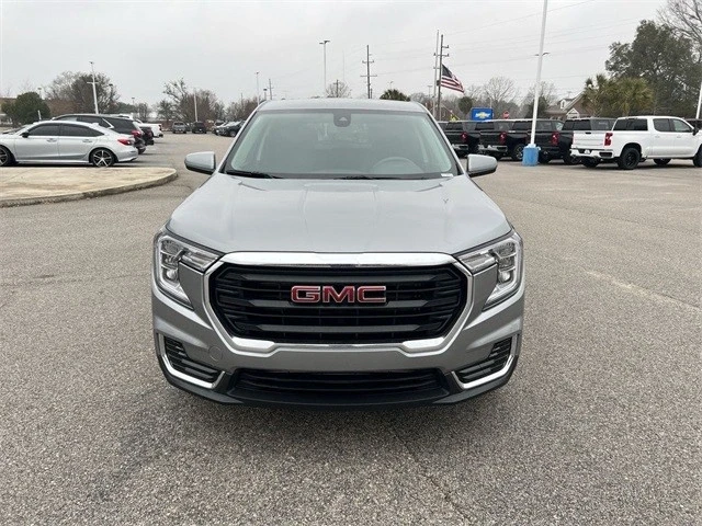 2024 GMC Terrain - Image 3 of 21