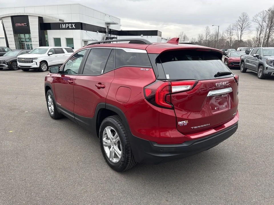 2024 GMC Terrain - Image 3 of 12