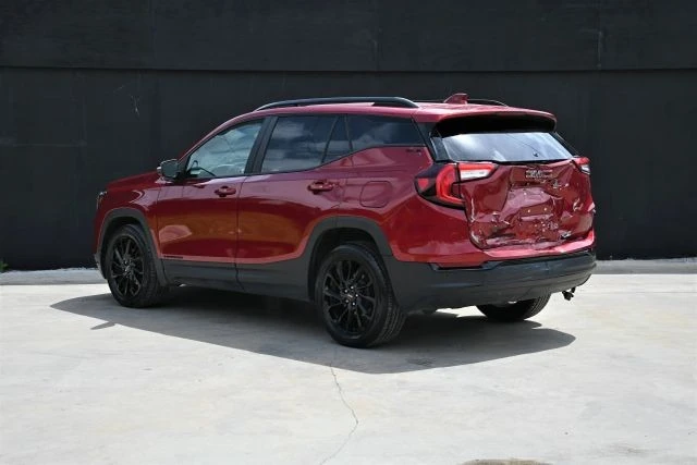 2024 GMC Terrain - Image 5 of 21