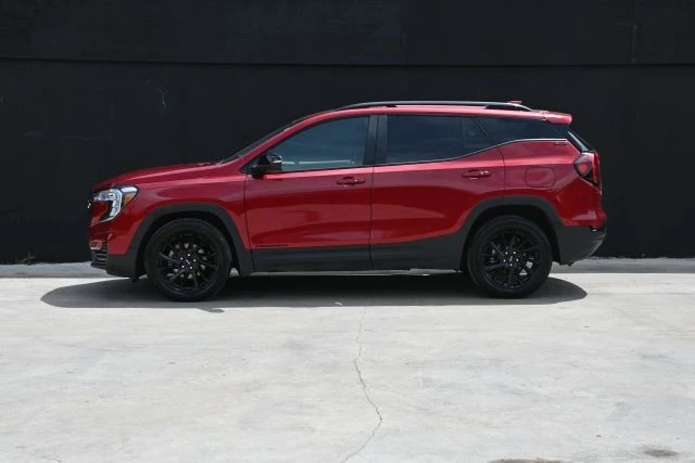 2024 GMC Terrain - Image 8 of 21