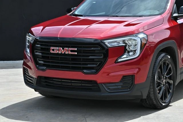 2024 GMC Terrain - Image 9 of 21