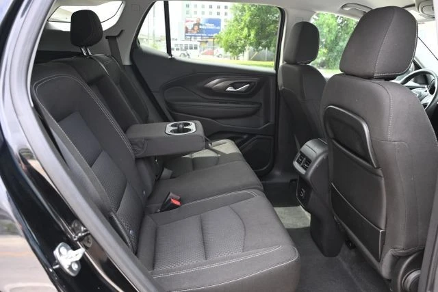 2024 GMC Terrain - Image 15 of 18
