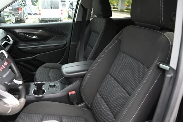 2024 GMC Terrain - Image 11 of 18