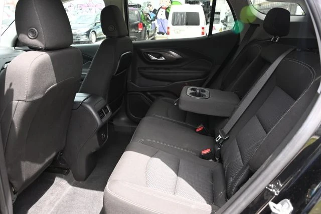 2024 GMC Terrain - Image 14 of 18