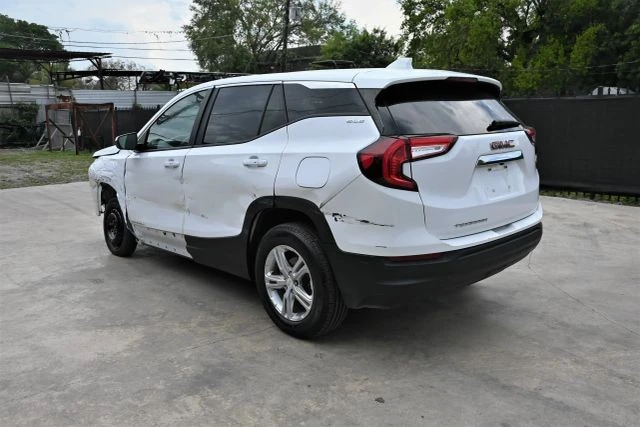 2024 GMC Terrain - Image 5 of 20