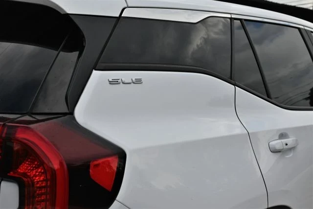 2024 GMC Terrain - Image 8 of 20