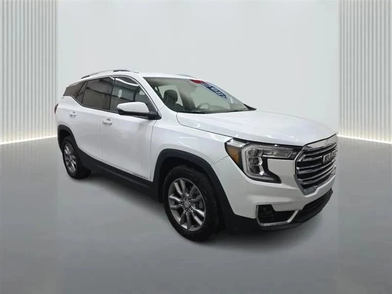 2024 GMC Terrain - Image 7 of 12