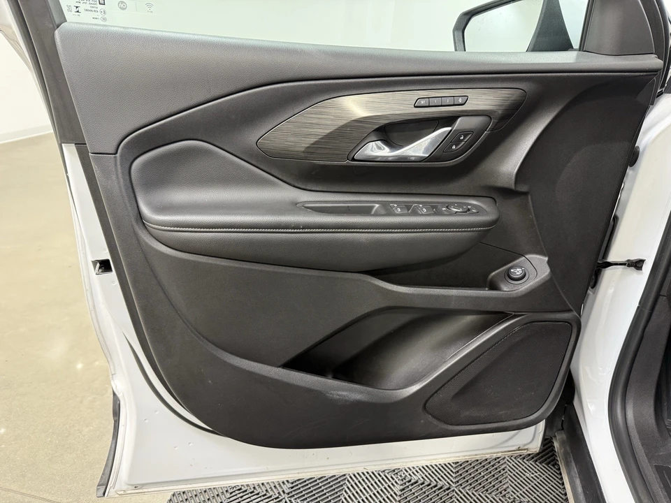 2024 GMC Terrain - Image 12 of 12