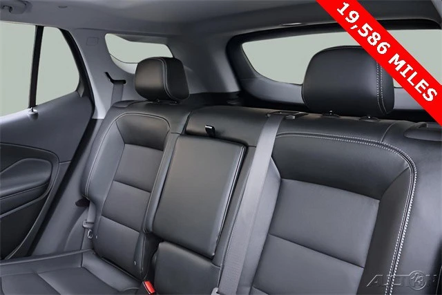 2024 GMC Terrain - Image 13 of 21