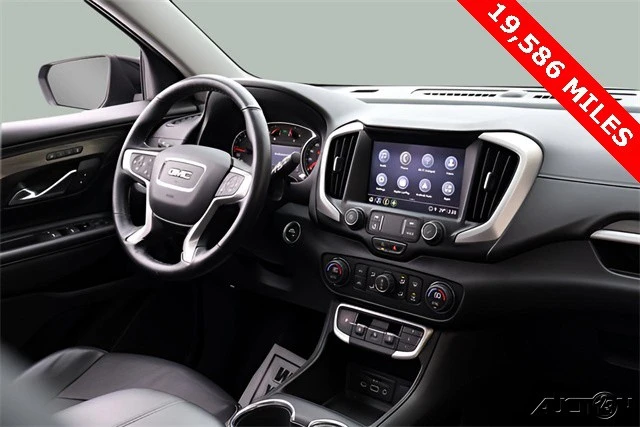 2024 GMC Terrain - Image 17 of 21