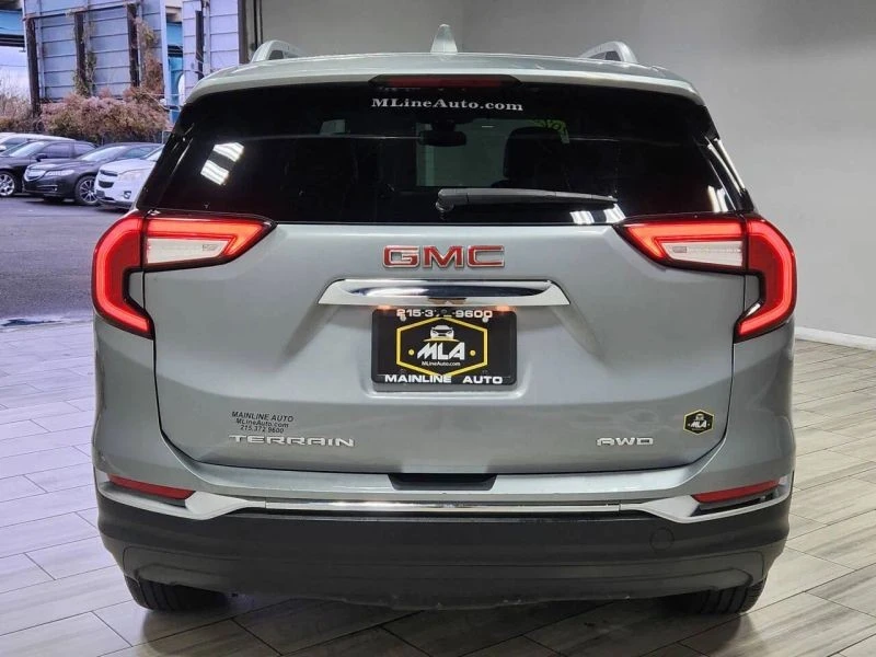 2024 GMC Terrain - Image 4 of 12