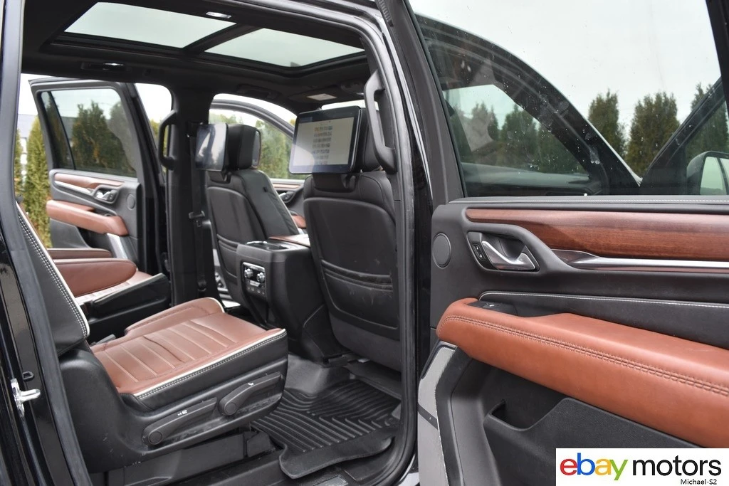 2024 GMC Yukon 5th Gen - Image 18 of 21